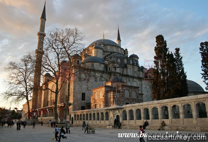 Islamic Mosques Tour in Istanbul